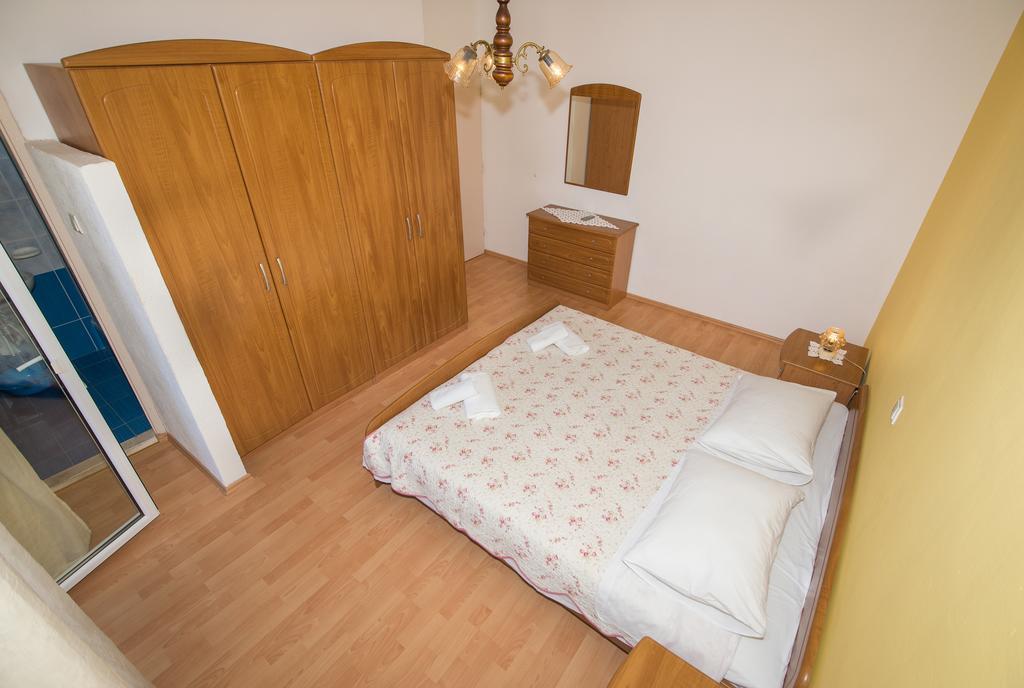Apartments Marieta Makarska Eksteriør billede